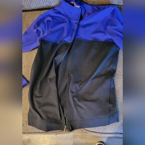 Victoria Secret sport medium womans zip up shirt